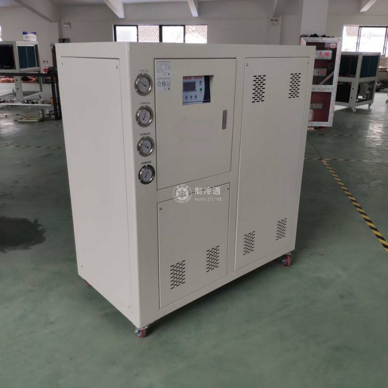 箱式冷水機